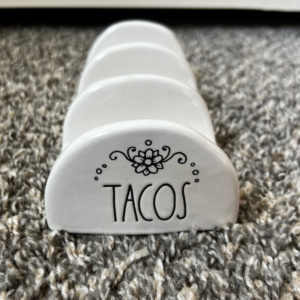 Rae‎ Dunn Ceramic Taco Holder Stand Artisan Collection 213